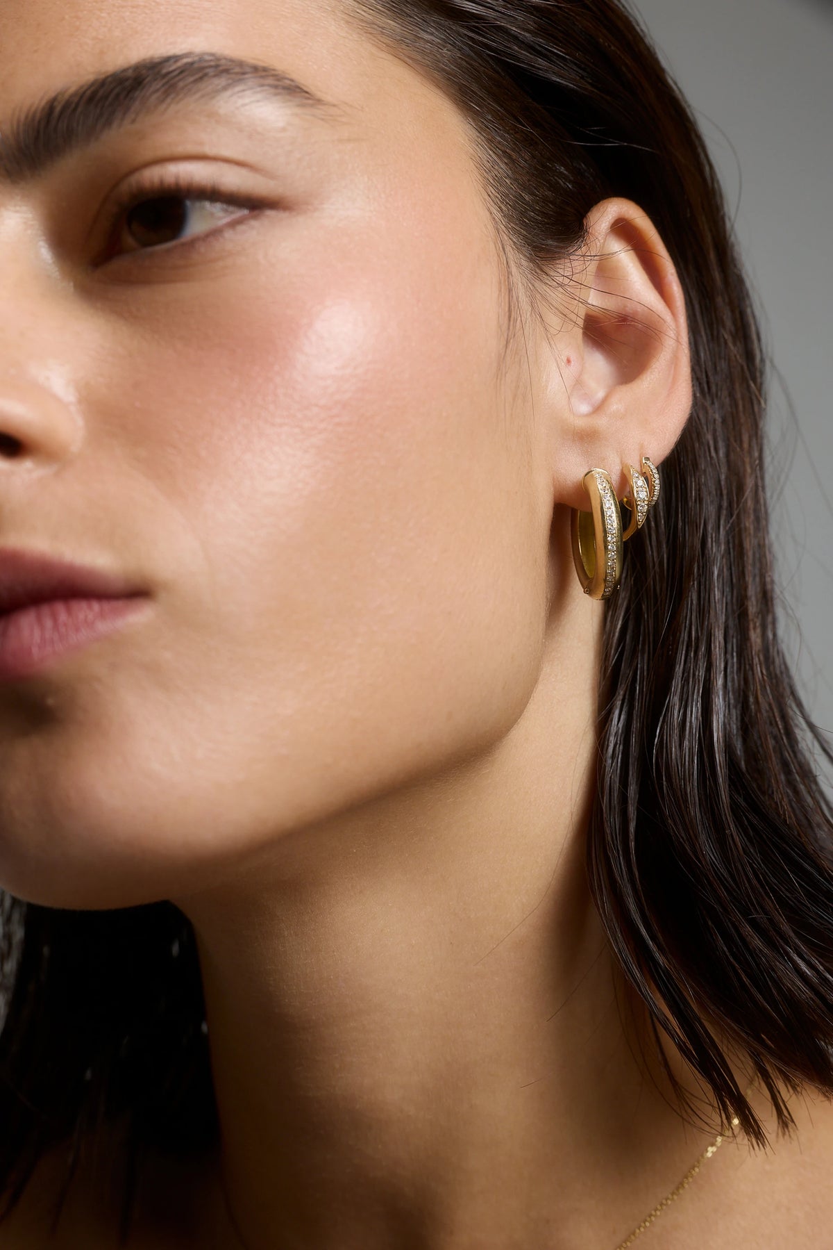 ALICE WHITE DIAMOND EARRING