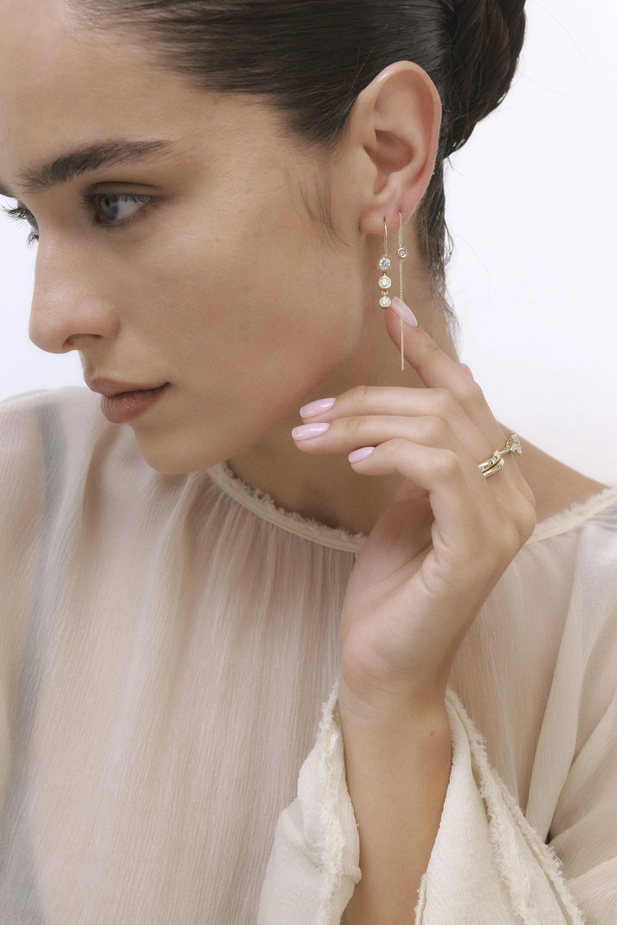 VANESSA EARRINGS