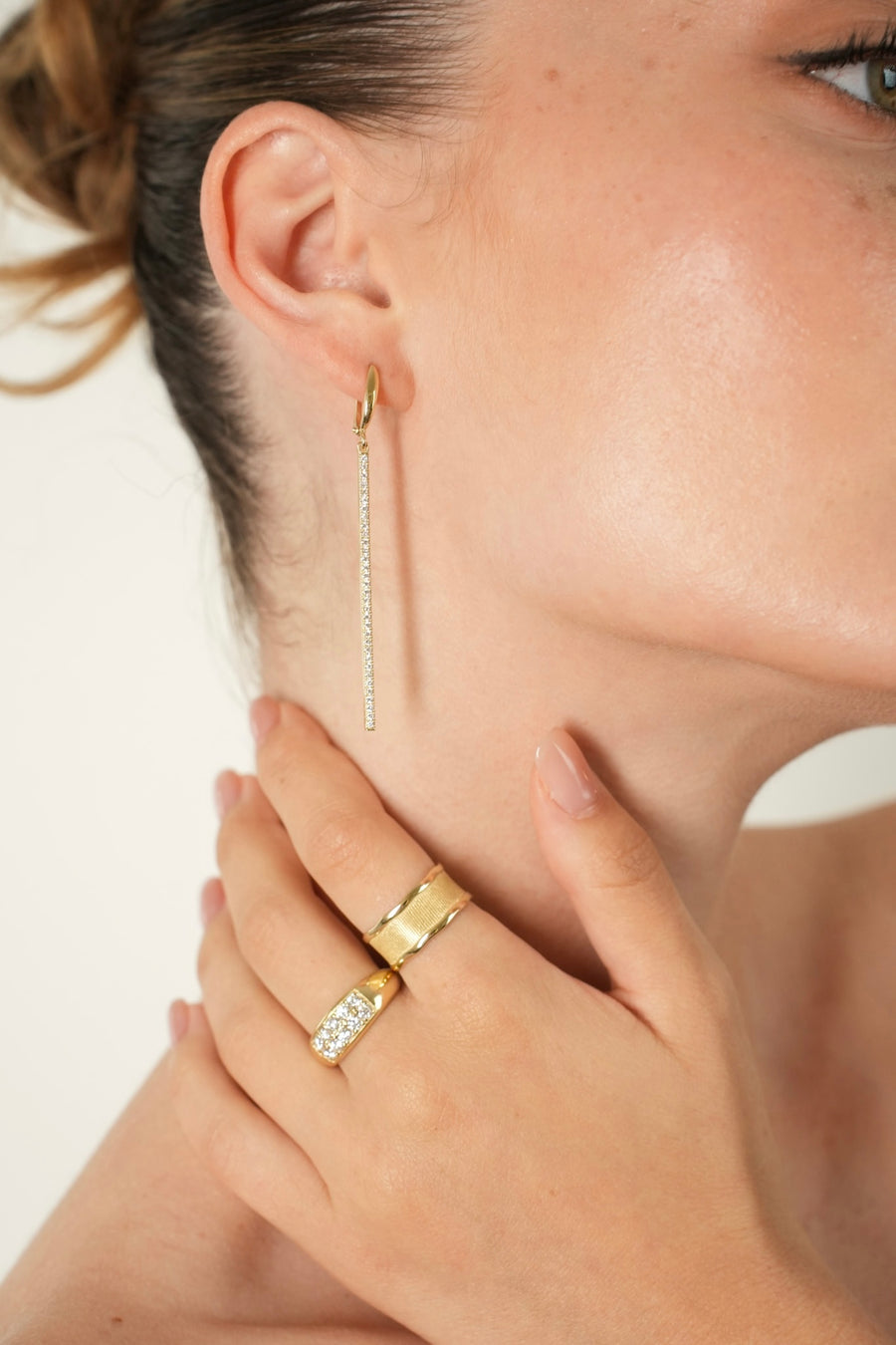 DIAN EARRINGS, Styled