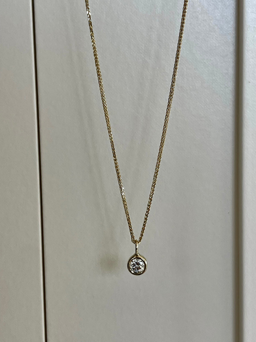 SOLE DIAMOND NECKLACE, Styled