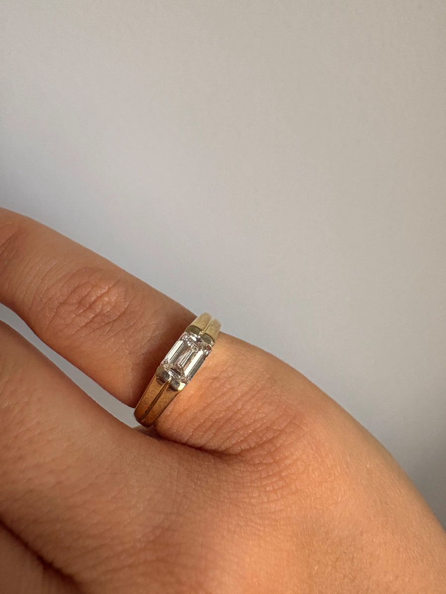 KIRA EMERALD RING, Styled
