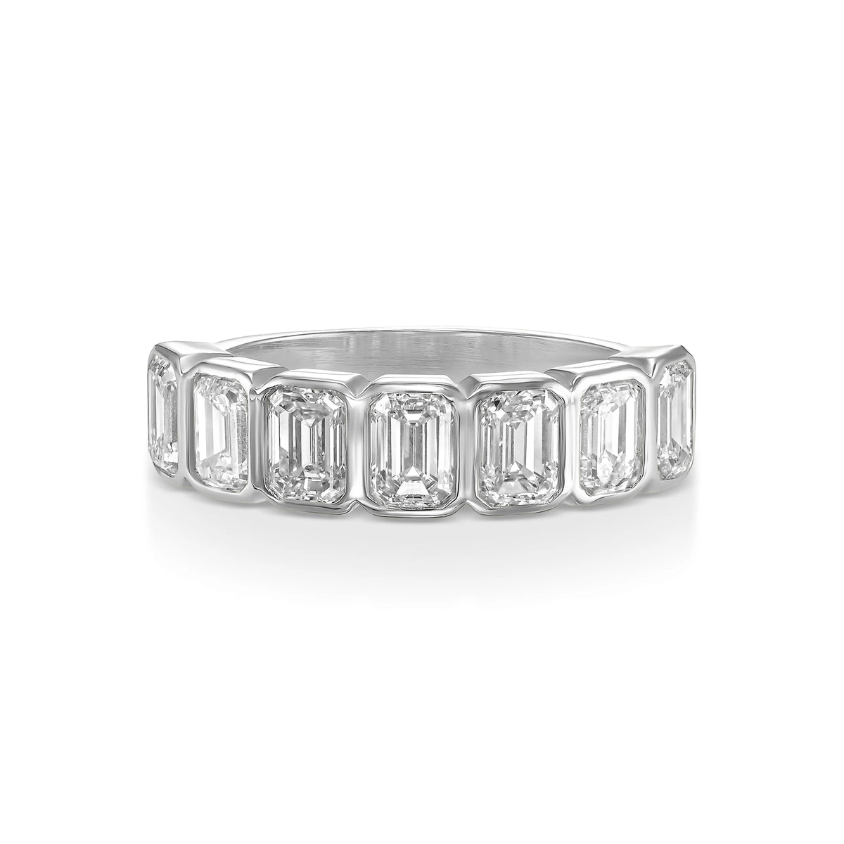 EMERALD ECHO RING