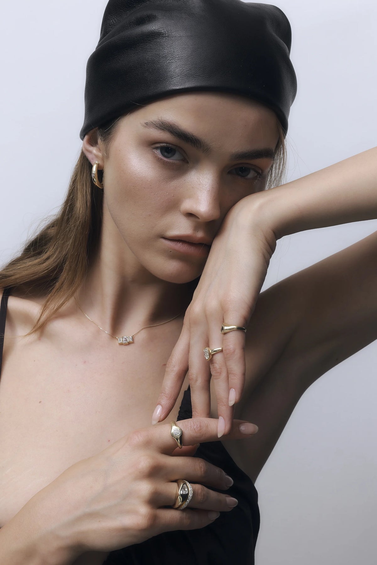 GOLDEN CUSHION RING