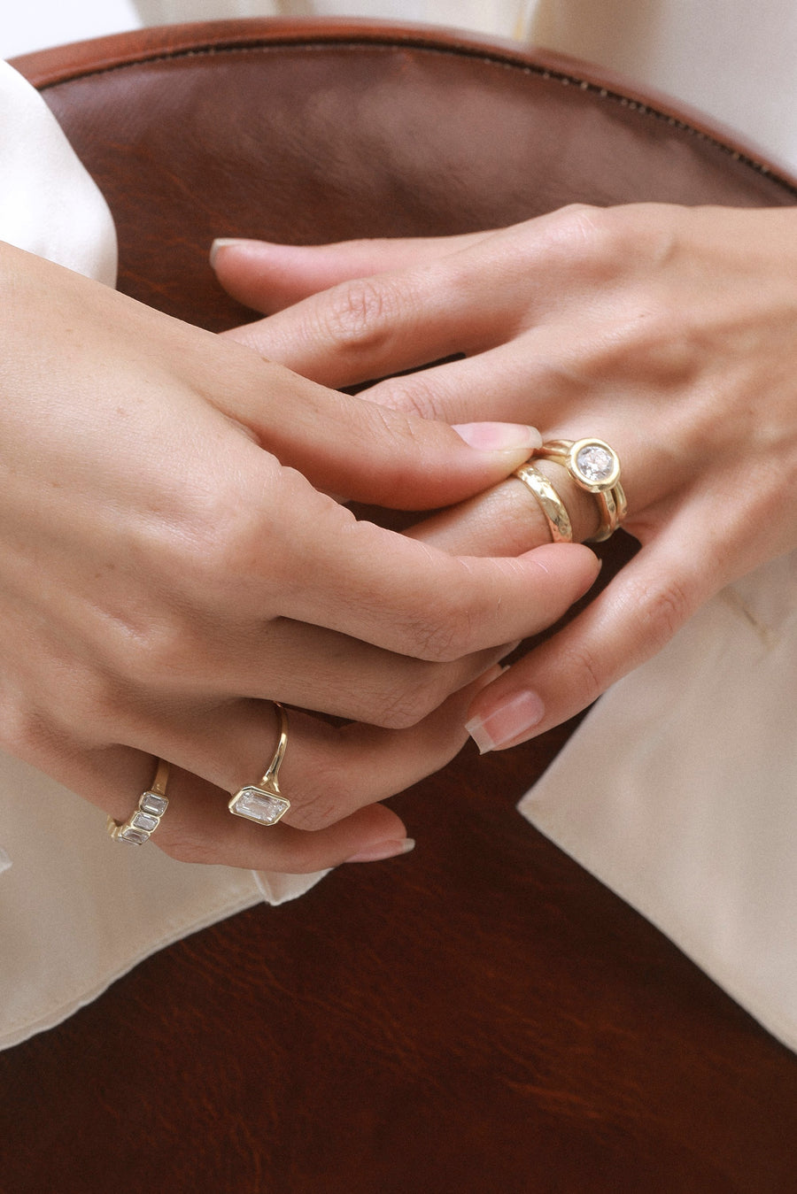 AURA RING, Styled