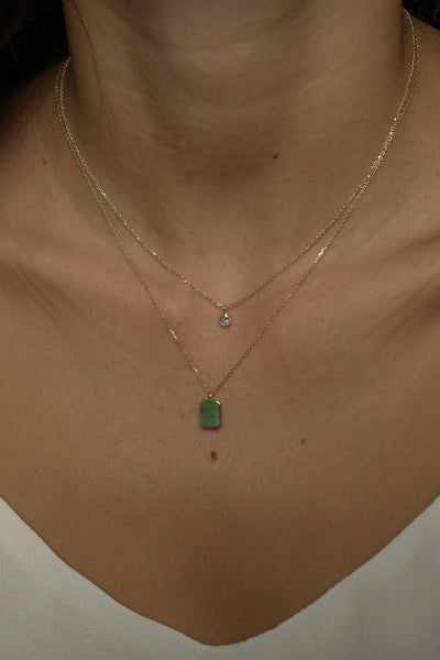 AMOR NATURAL EMERALD NECKLACE
