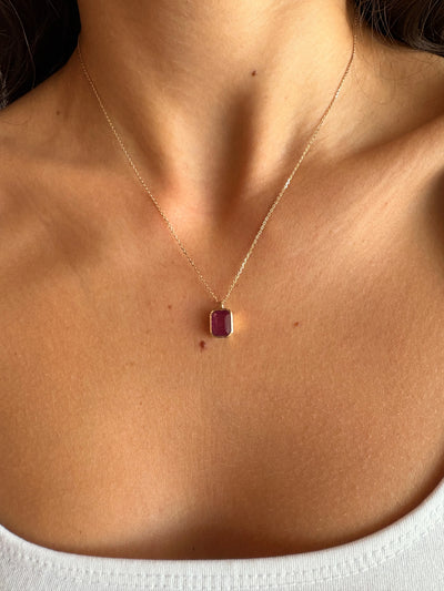 AMOR RUBY NECKLACE