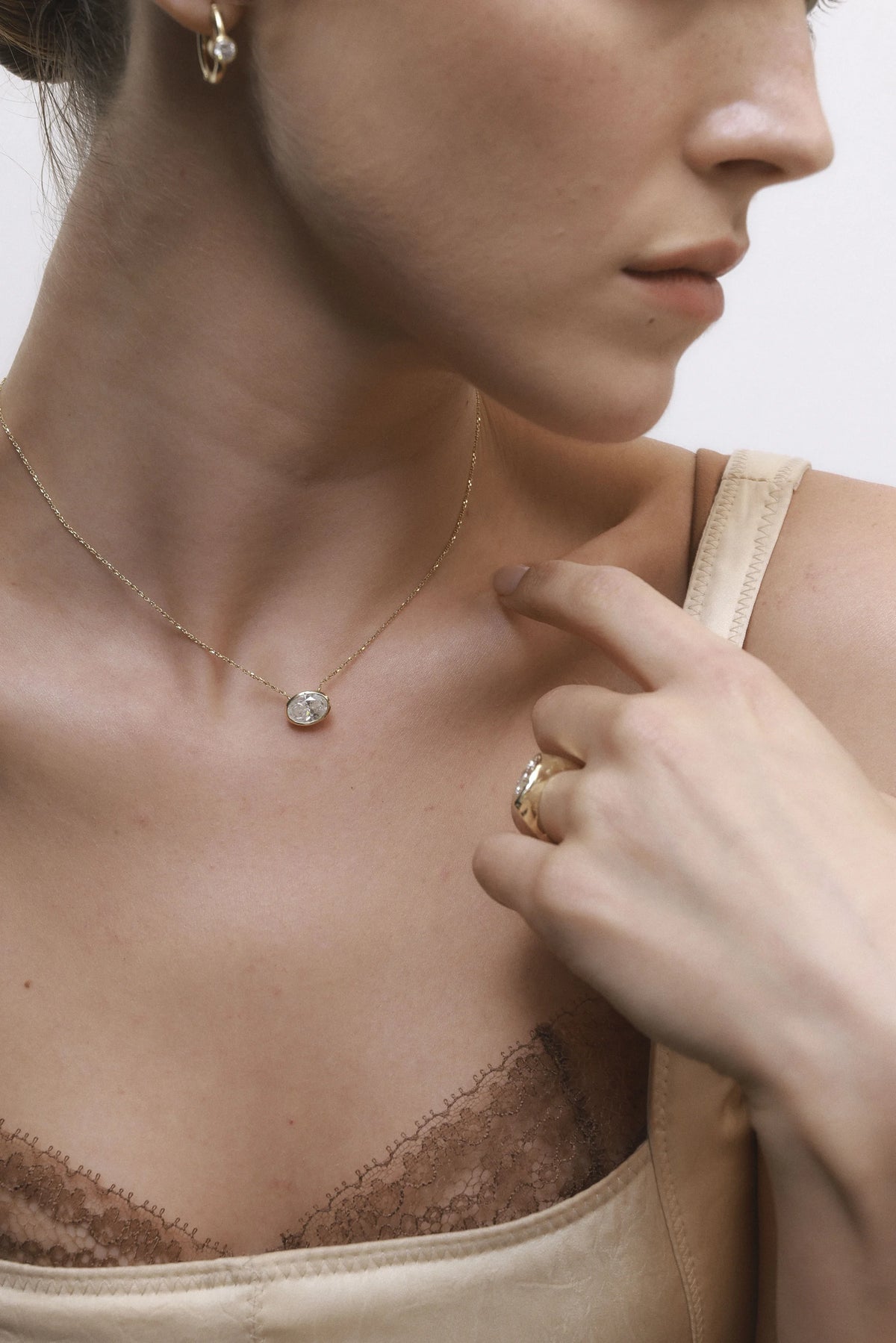 LUMIÈRE LARGE NECKLACE
