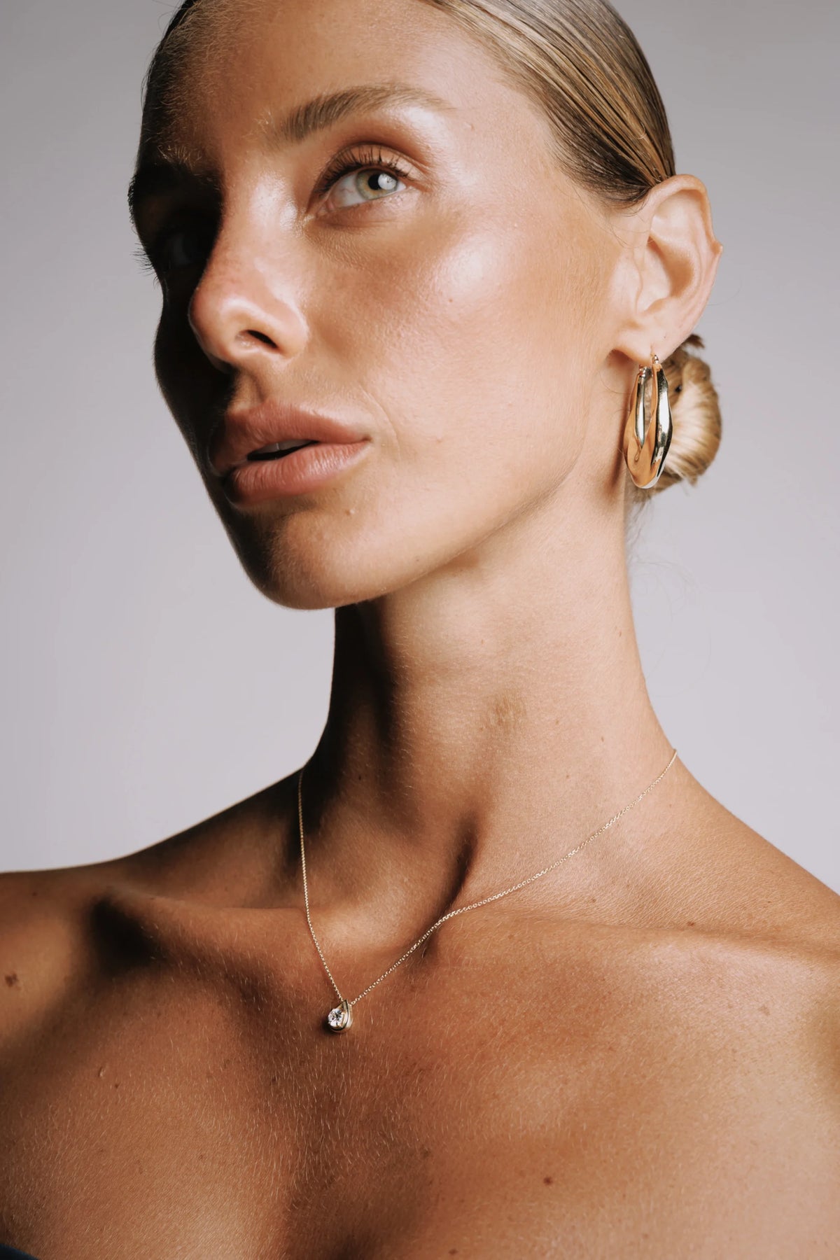 AGATHA NECKLACE