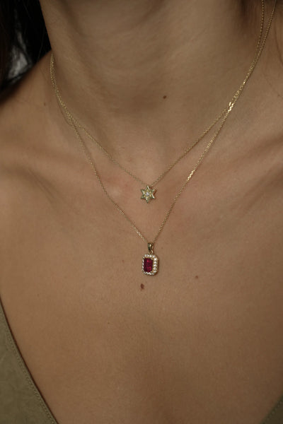 STAR OF DAVID NECKLACE WITH INLAID CENTER