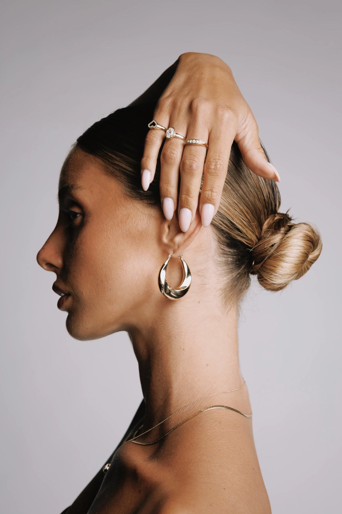 ALICE WHITE DIAMOND RING