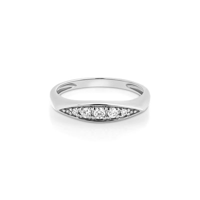 ALICE WHITE DIAMOND RING