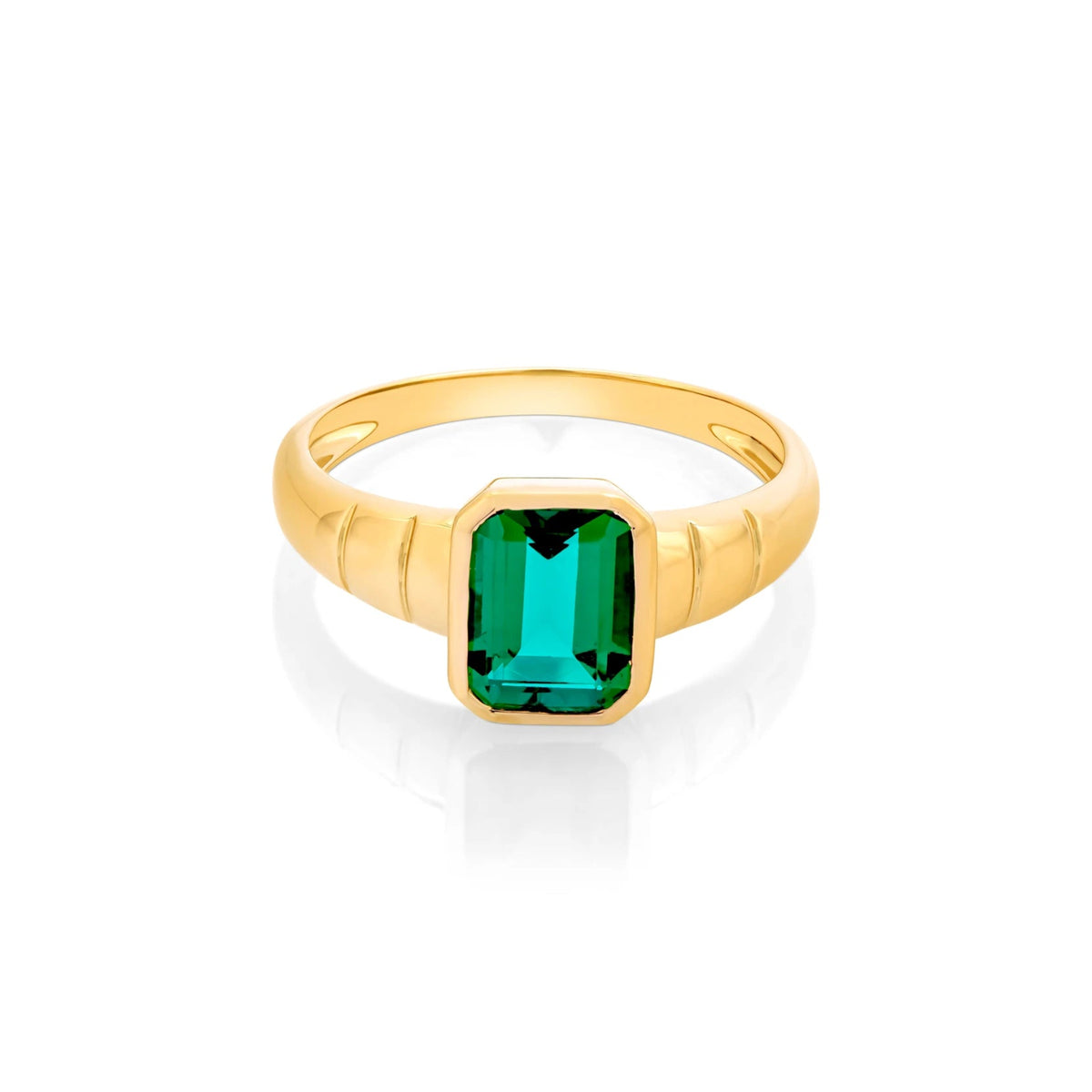 AMOR LAB-GROWN EMERALD RING.