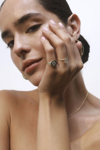 CLASSIC OVAL RING