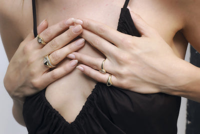 GOLDEN CUSHION RING