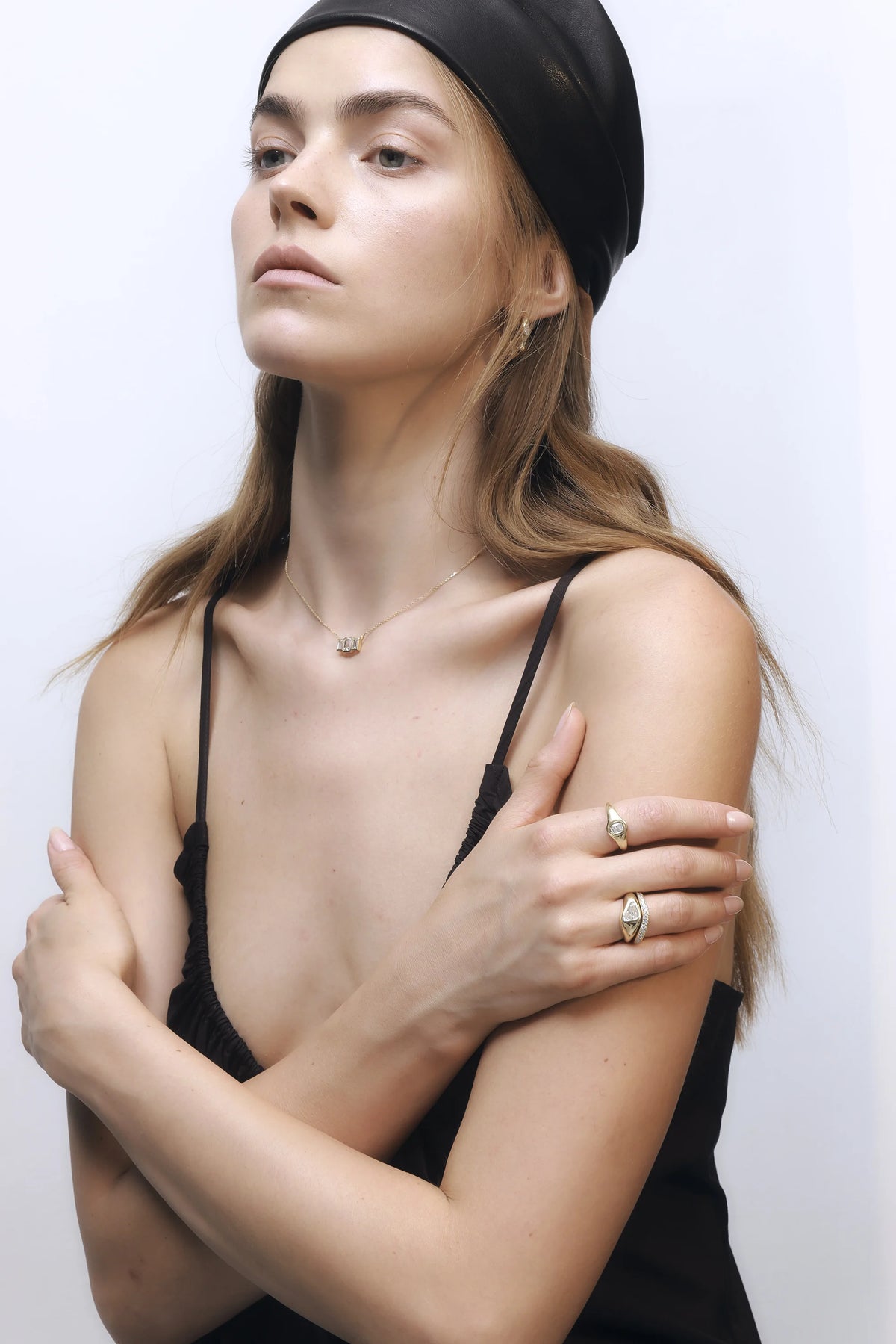 GOLDEN CUSHION RING