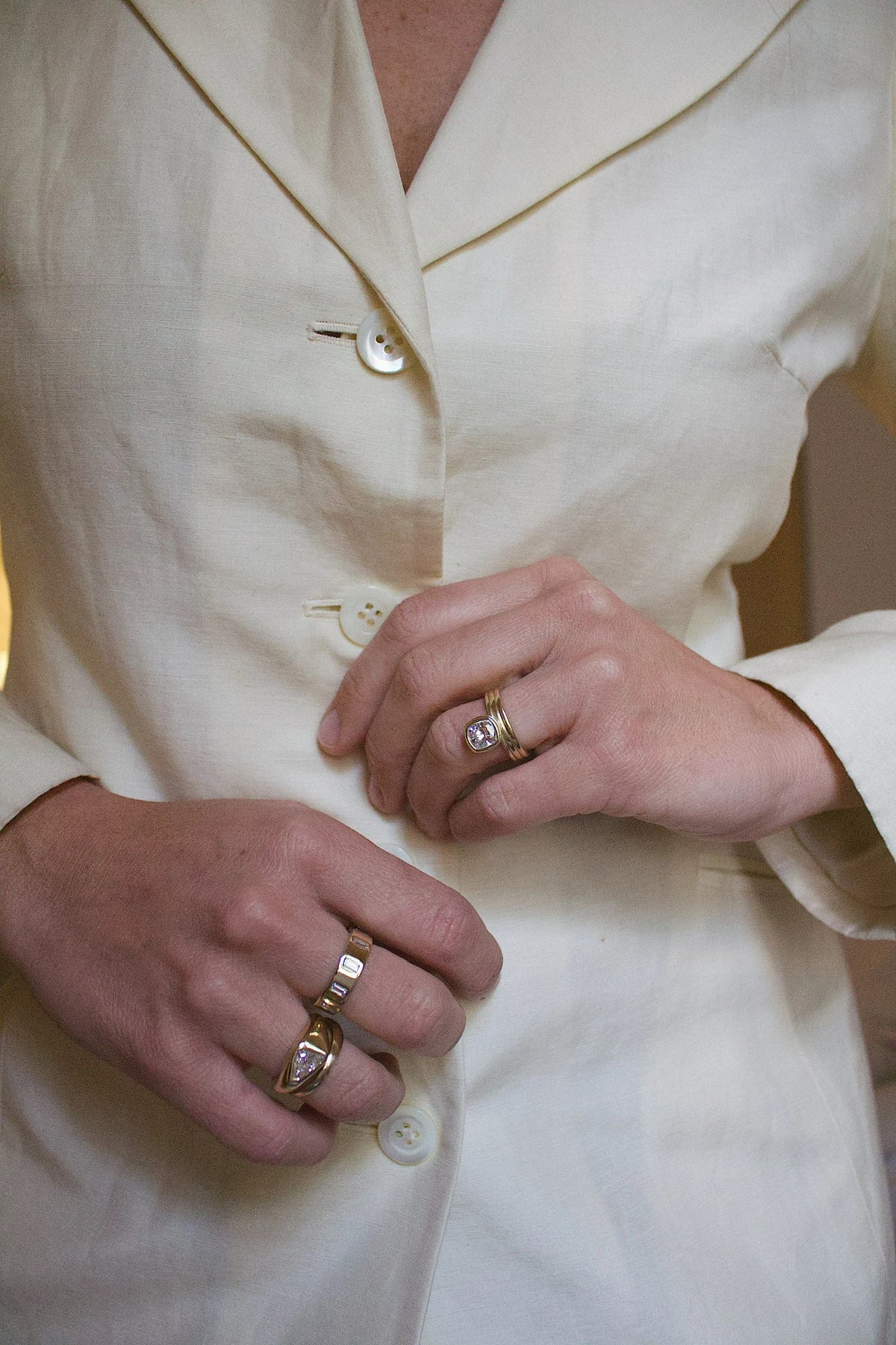 ROYAL CUSHION RING