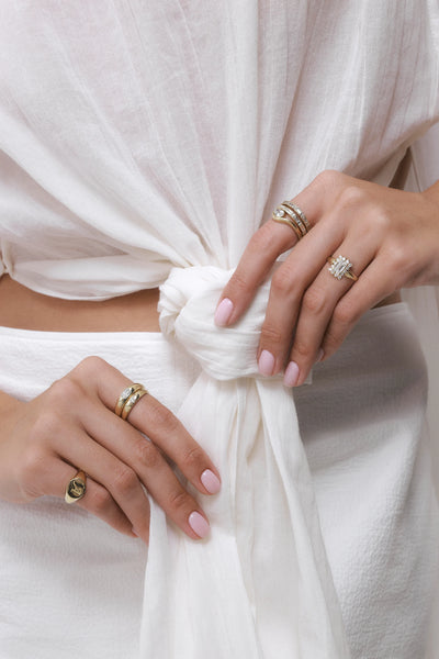 SMALL SIGNET RING