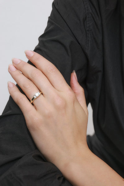 CELENE ROUND RING