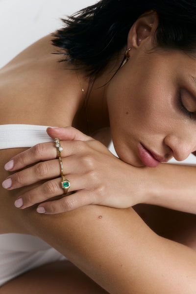 LUME EMERALD RING