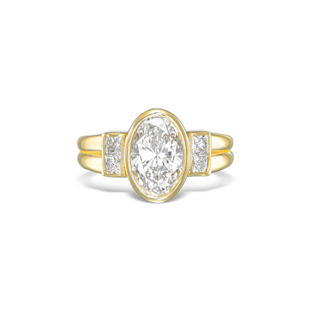 OVAL TREASURE RING, Packshot, Yellow Gold