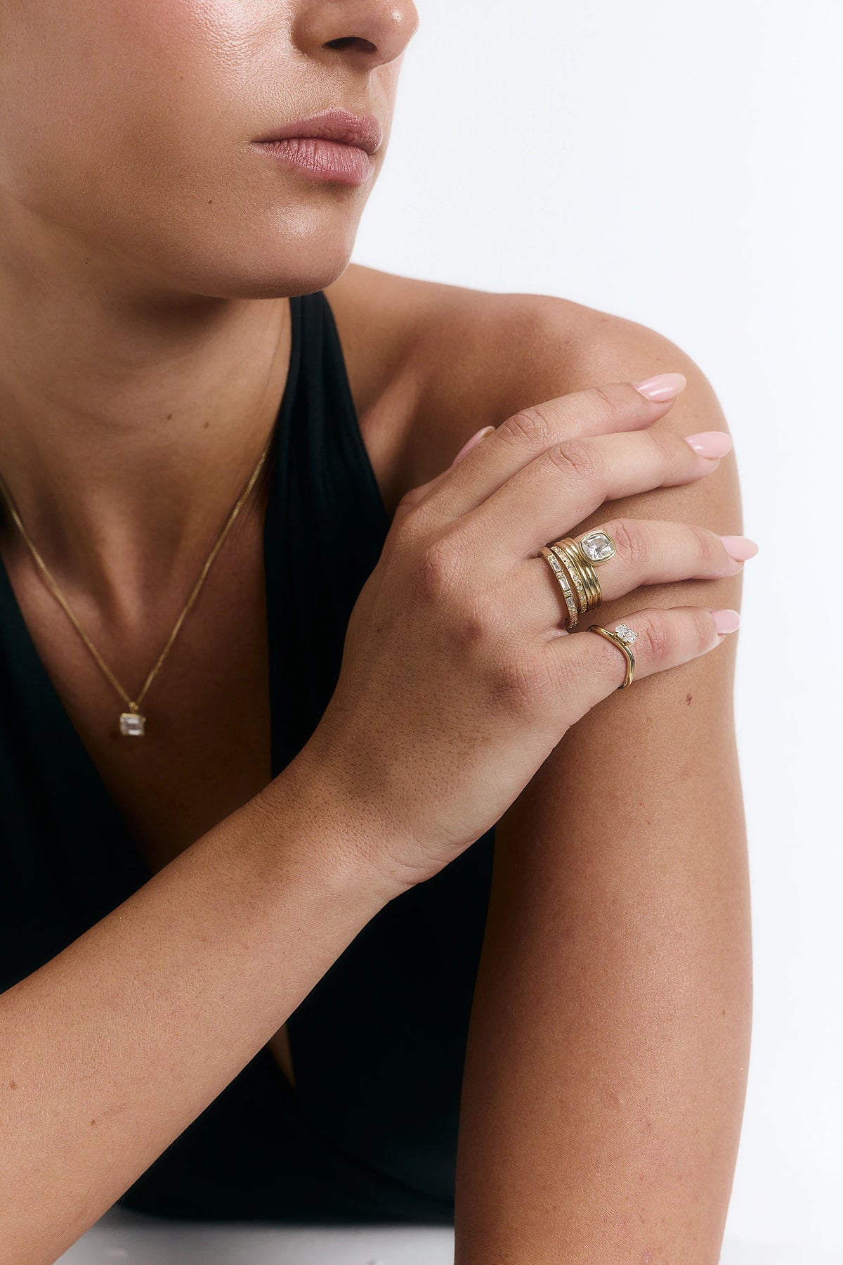 SHELLY WHITE DIAMOND RING