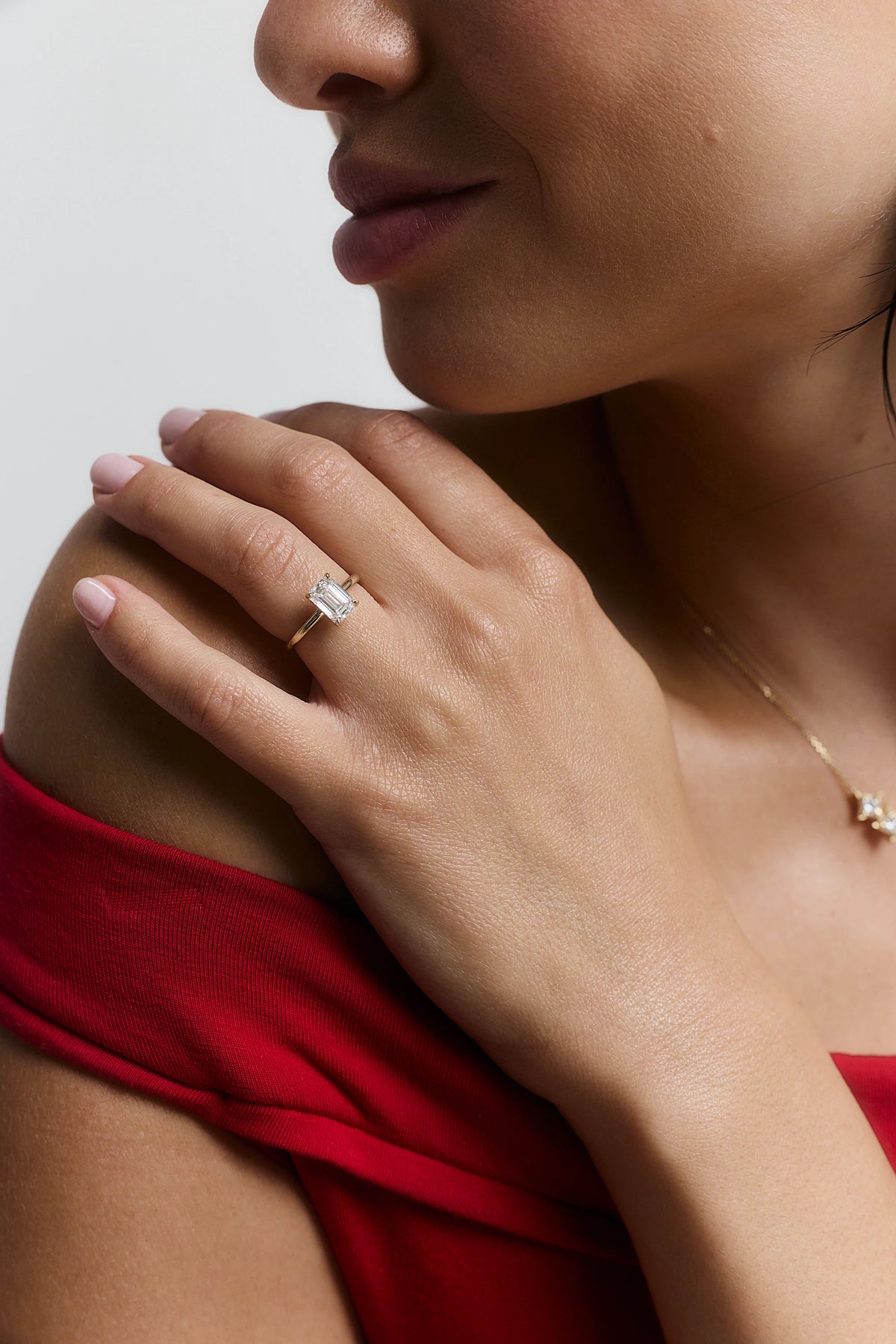 CLASSIC EMERALD RING